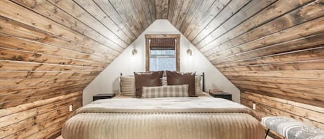 Travel cot, free WiFi, bed sheets