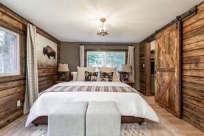 4 Schlafzimmer, Reisekinderbett, kostenloses WLAN, Bettwäsche