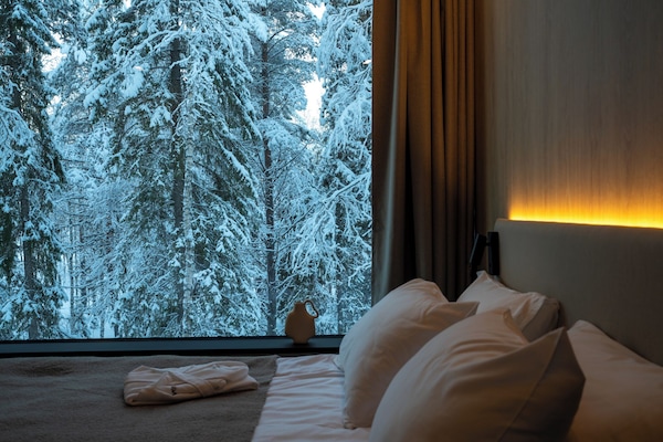 Standard Villa, Mobility accessible | In-room safe, desk, laptop workspace, soundproofing