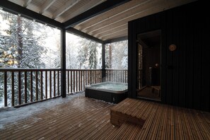 Bañera de hidromasaje exterior