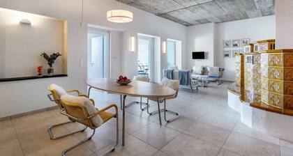 Apartment „Suiten im Alten Berghotel Franziska“ mit Bergblick, Garten & WLAN