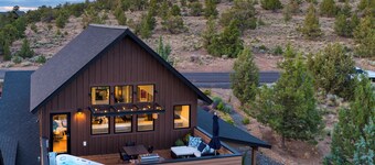 Brasada Ranch Retreat | Hot Tub + Views | Resort Access w/ Pools | Hat Rock Loop