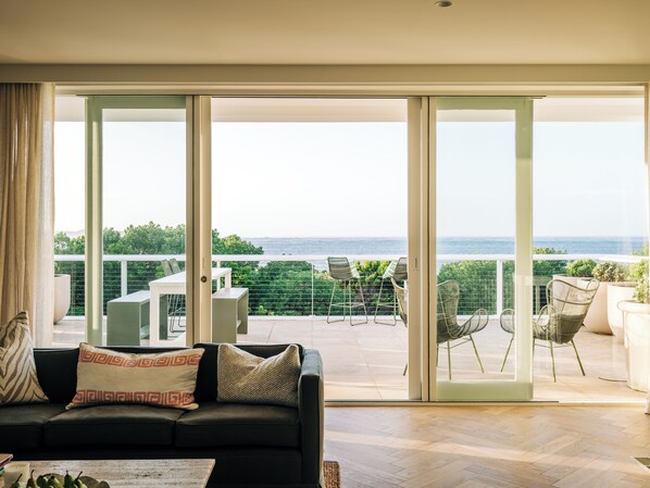 Living area - Bellarine’s Finest Luxury Beach Retreat (Queenscliff)