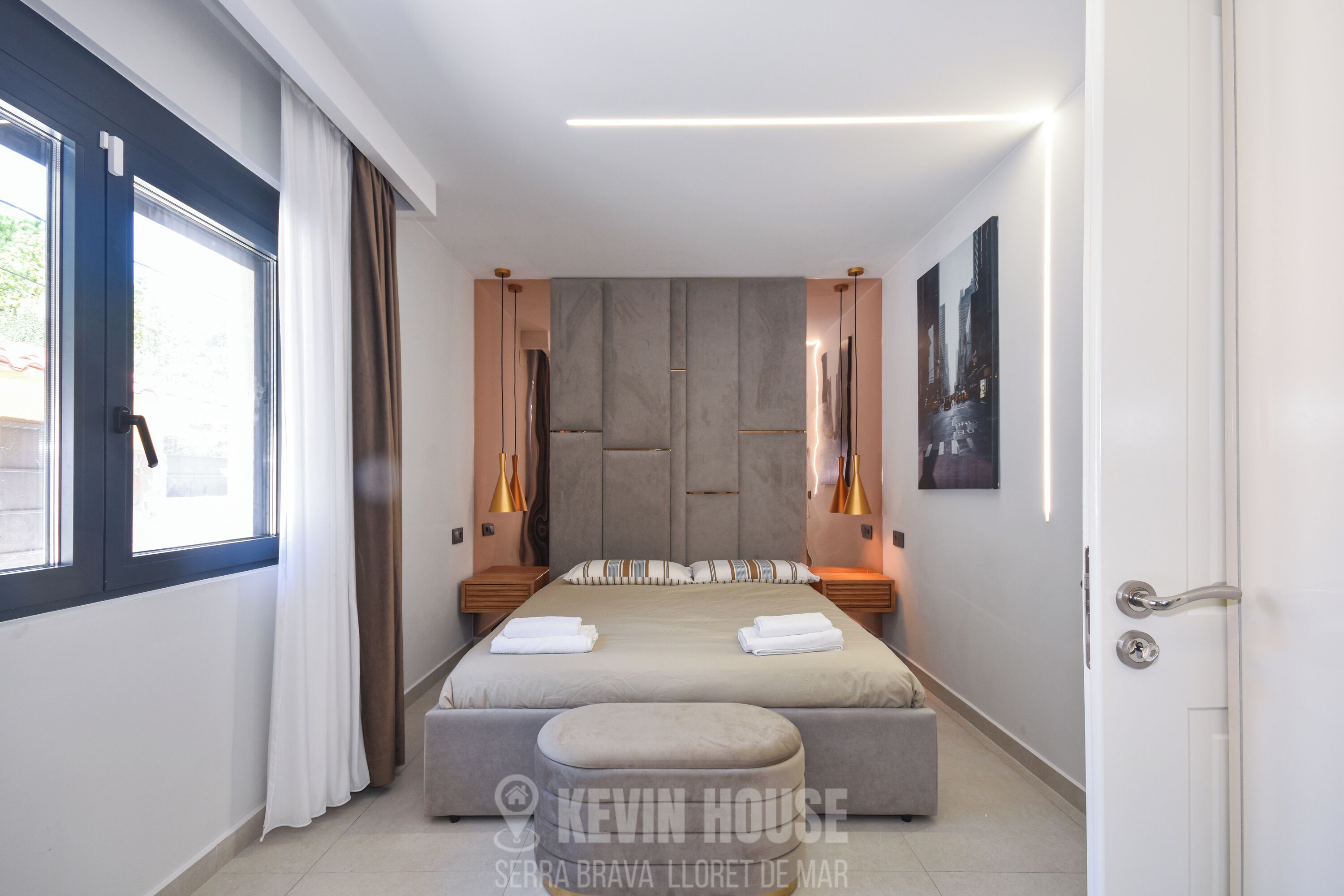 3 slaapkamers, een kluis op de kamer, een strijkplank/strijkijzer