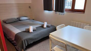 Comfort Quadruple Room, Valley View