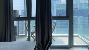 Premium Suite, Balcony - Uptown Park Suites Tower 2 (Taguig)