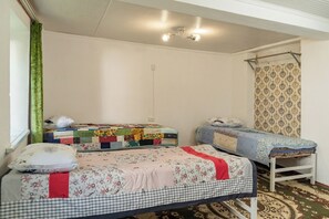 Basic Shared Dormitory, Mixed Dorm, City View | Desk, laptop workspace, blackout curtains, free WiFi - Camping Yard Hostel Karakol (Karakol)