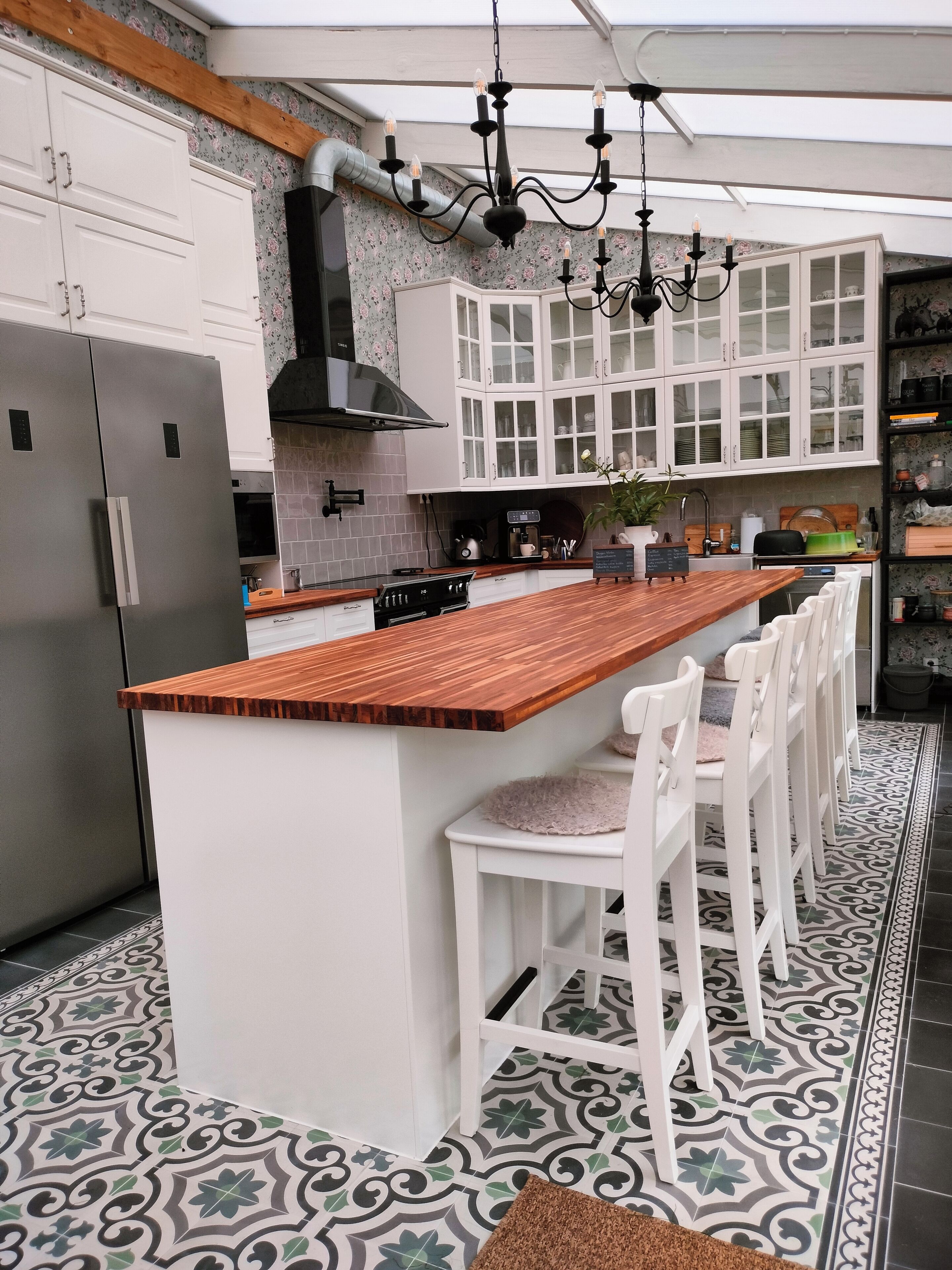 Micro-ondas, fogão, cooktop, lava-louças