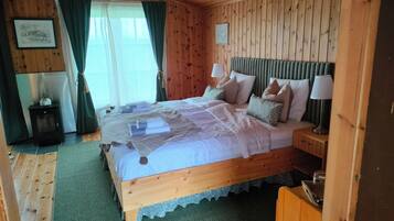 3 chambres, fer et planche Ă repasser, Wi-Fi, draps fournis