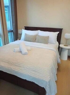 1 chambre, fer et planche à repasser, Wi-Fi, draps fournis