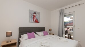 2 bedrooms, iron/ironing board, free WiFi, bed sheets - Villa Bilanžic - Omiš by Villas Guide (Kreševo)