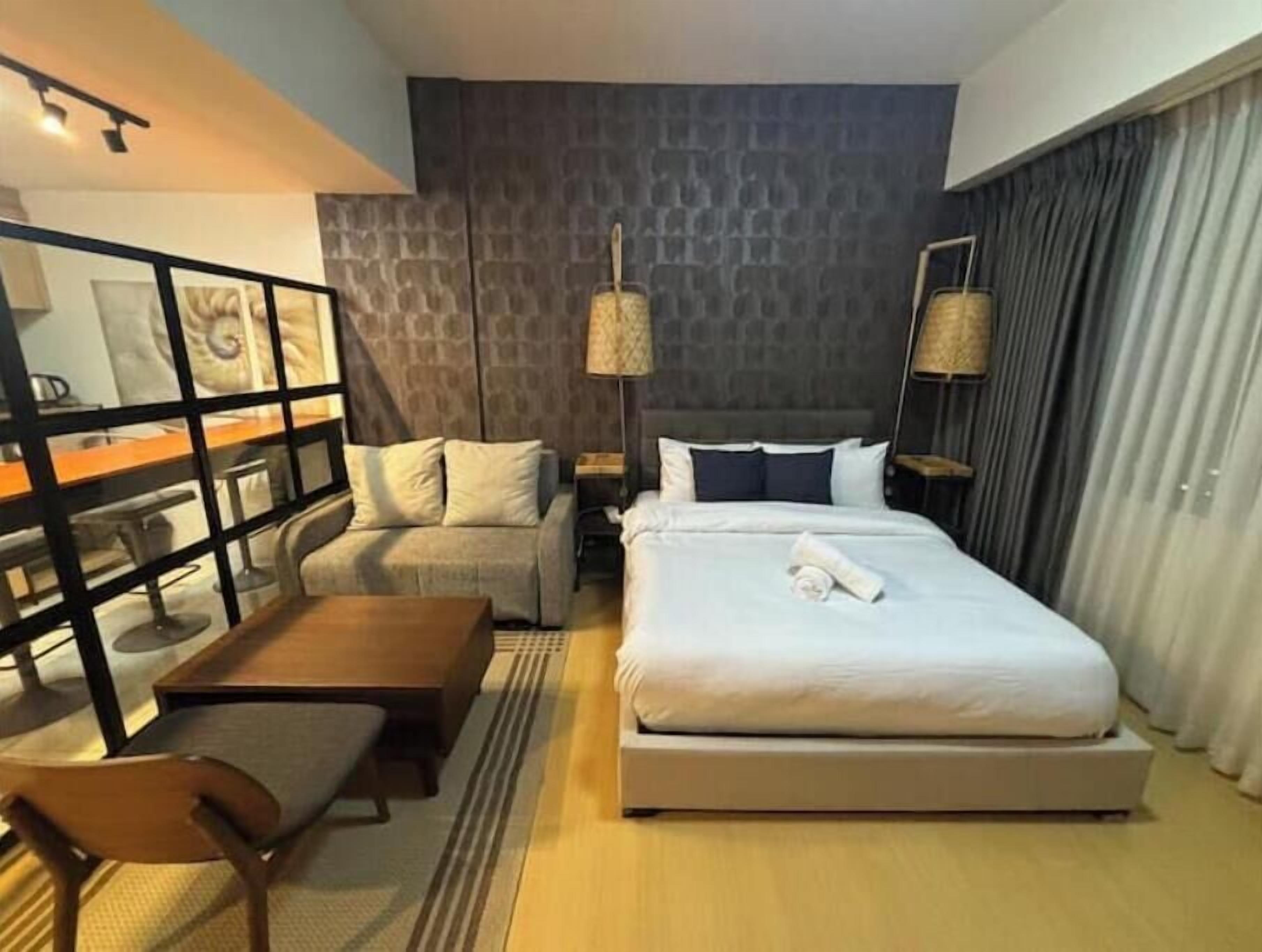 1 bedroom, iron/ironing board, bed sheets