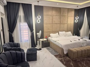 Casa, 4 quartos, piscina particular, vista para a cidade | 4 quartos