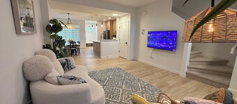 Sol & Sandstone – Mykonos-Inspired Modern Retreat