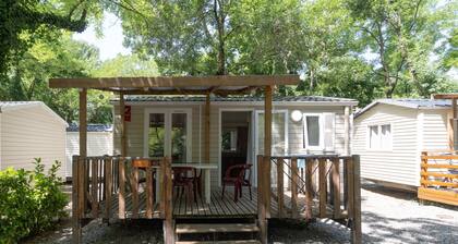 Mobile Home 'Mobil-home Confort B - 1-4 Pers' with Shared Pool