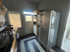 Microwave, oven, stovetop