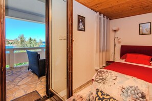 Basic Studio, Sea View | Beach/ocean view