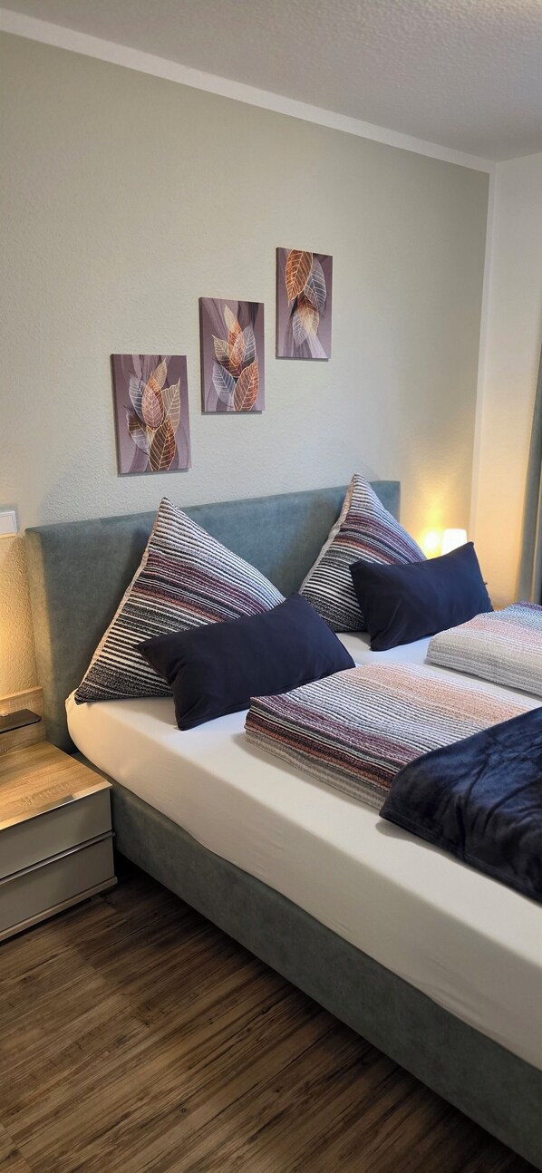 1 Schlafzimmer, Zimmersafe, Reisekinderbett, kostenloses WLAN