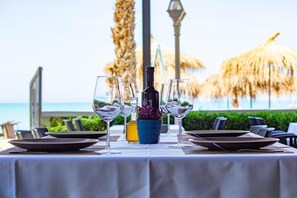 Restaurant - Okej Hotel (Golem)