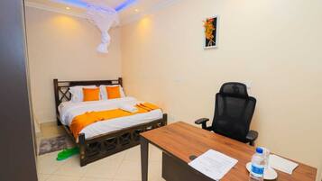 Desk, laptop workspace, free WiFi