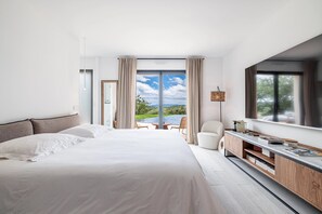 6 chambres, fer et planche à repasser, Wi-Fi, literie fournie