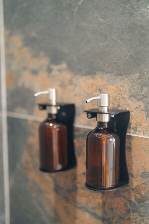 Haartrockner, Handtücher