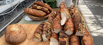 Perfect Icelandic getaway with hot tub under the stars!