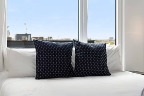 4 bedrooms, iron/ironing board, travel cot, free WiFi