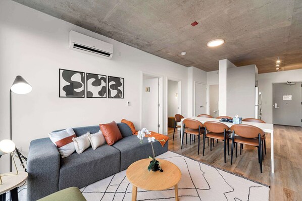 Smart TV, offices