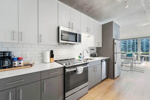 Fridge, microwave, oven, stovetop