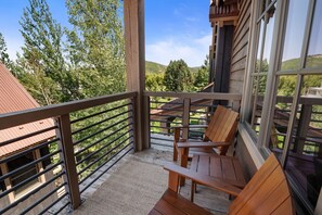 Property grounds - Silver Star 104. Pool, Hot Tub, and Plaza Dining Nearby (Park City)