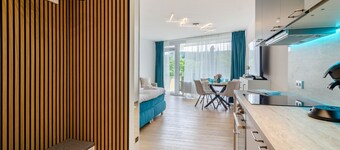 Mainaublick Apartment – Comfort at Lake Constance with Sauna, Pool & Balcony View of Mainau