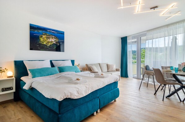 1 bedroom, WiFi, bed sheets