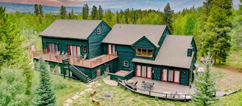Mountain Meadow Lodge • Dog-Friendly • Hot Tub