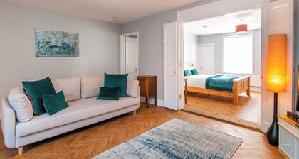 Trinity Garden Apartment – Steps from Margate’s Old Town & Beaches - Christmas Availability