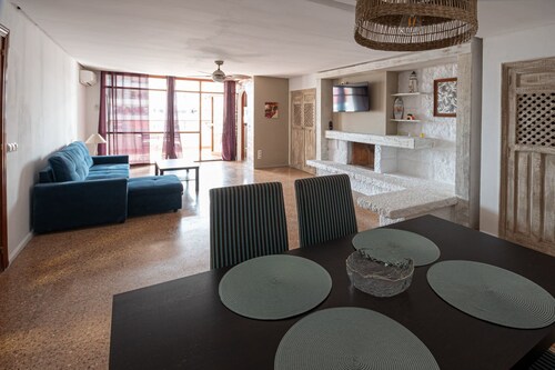 Apartment in La Nogalera in the epicenter of Torremolinos. In the center.