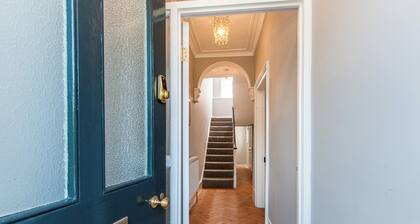 This family-friendly townhouse is not just a place to stay; it’s a gateway to unforgettable experiences. Come and create your holiday memories in this delightful Margate retreat!