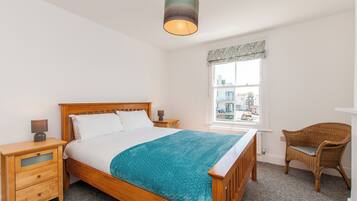 3 bedrooms, travel cot, free WiFi
