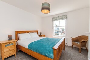 3 bedrooms, travel crib, free WiFi