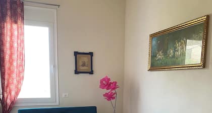 Bed&Breakfast 2 double rooms, 1 apartment / 8 persons by the sea