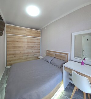 1 bedroom, iron/ironing board, free WiFi, bed sheets