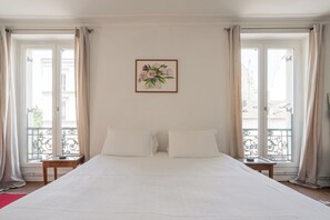 3 bedrooms, WiFi, bed sheets - By the Tennis Courts, by Veeve (Paris)