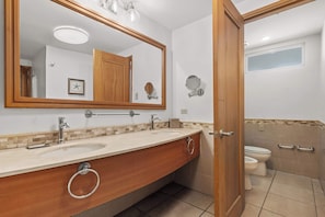 Dusche, Haartrockner, Shampoo