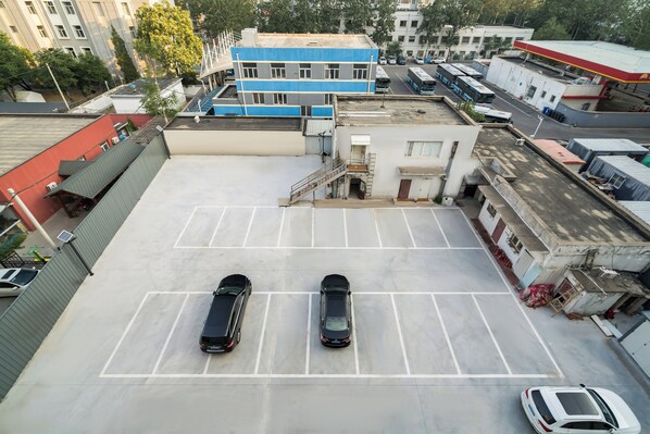 Free self parking