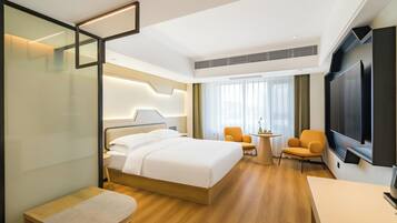 Classic Double Room, 1 Double Bed | Premium bedding, down comforters, pillowtop beds, free minibar