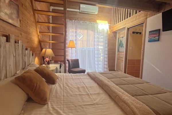 Firemannsrom – superior, bakgårdsutsikt | Sengetøy av topp kvalitet, safe på rommet og individuelt innredet