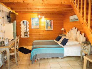 Superior Triple Room, Courtyard View