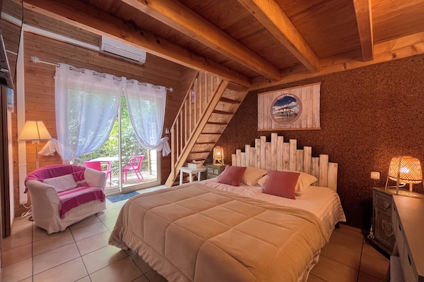 Habitación Confort doble, vistas al jardín | Ropa de cama de alta calidad, caja fuerte, mobiliario individual