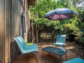 Superior Quadruple Room, Courtyard View | Terrace/patio