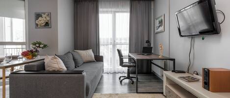 Classic Apartment, City View